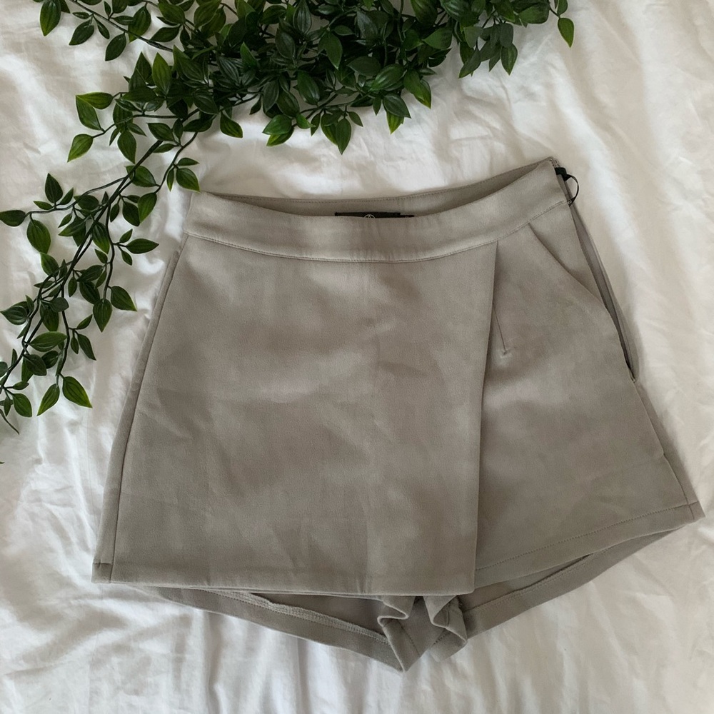 Suede shorts
